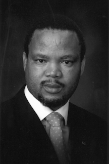 Theo Toolo board member_b_w